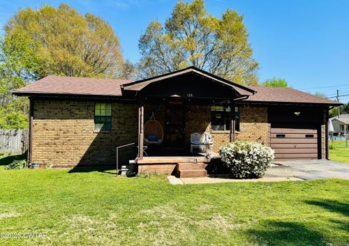 128 Adams St, Trenton, TN, 38382-3602 | Card Image