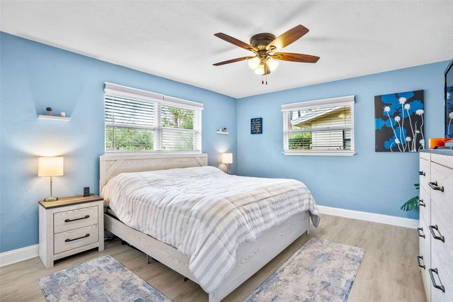 1092 Sousa Dr, House other with 2 bedrooms, 2 bathrooms and null parking in LARGO FL | Image 17