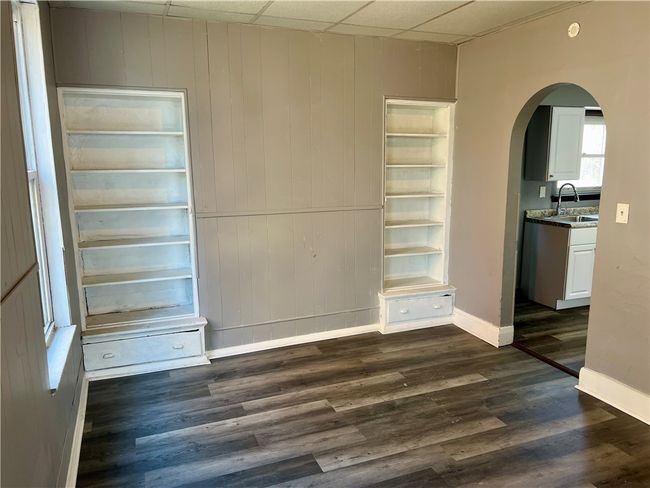 610 Middle Ave, Townhouse with 5 bedrooms, 1 bathrooms and 4 parking in Wilmerding PA | Image 16