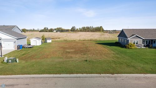 2326 Nature Ln, Hawley, MN, 56549 | Card Image