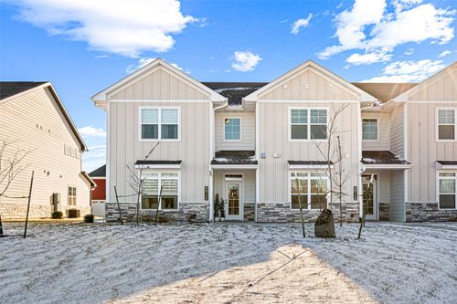 unit-c-4675 Herbert Hoover Hwy Se, Iowa City, IA, 52240-8396 | Card Image