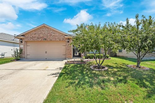 10009 Silent Hollow Dr, Fort Worth, TX, 76140-7543 | Card Image