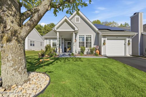 6 Fountain View Dr, Barnegat, NJ, 08005-5505 | Card Image