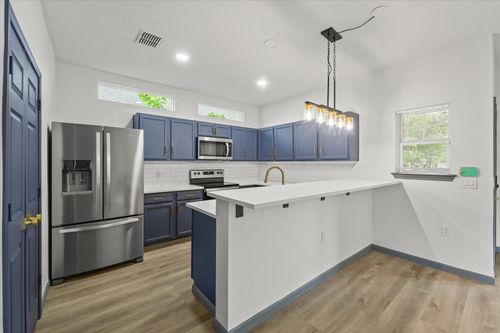 4706 Spring Ave, Dallas, TX, 75210-1355 | Card Image