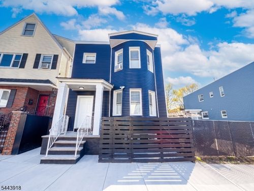 1-41 Montrose Ter, Irvington, NJ, 07111-3821 | Card Image