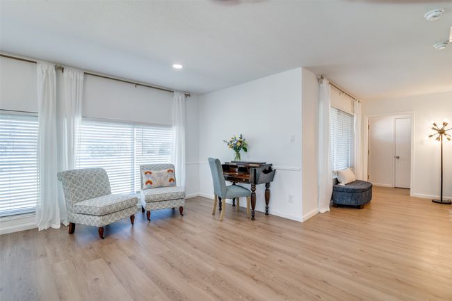13660 Purple Sage Rd, House other with 3 bedrooms, 2 bathrooms and null parking in Dallas TX | Image 10