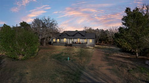 385 Alta Vista Dr, Bastrop, TX, 78602-6614 | Card Image