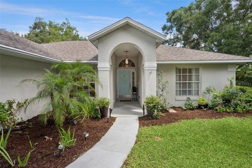 613 Huron Pl, MOUNT DORA, FL, 32757-6343 | Card Image
