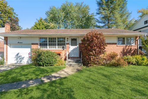 16 Forte Ave, Old Bethpage, NY, 11804-1540 | Card Image