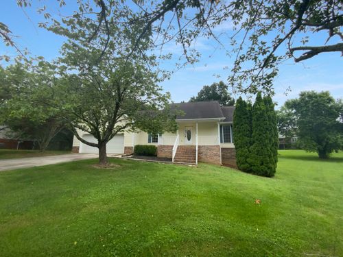 94 Stillwater Dr, Ringgold, GA, 30736-8921 | Card Image