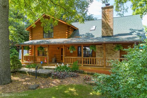 723 N River Rd, Algonquin, IL, 60102-2404 | Card Image