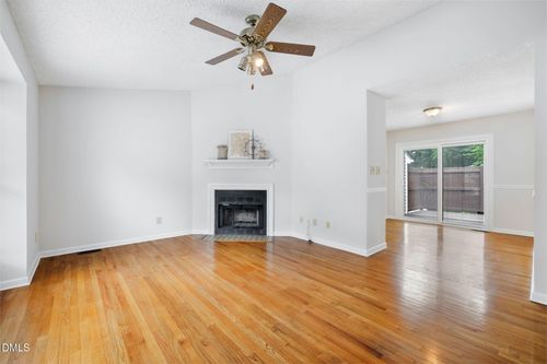 5925 Suncreek Ct, Raleigh, NC, 27606-2263 | Card Image