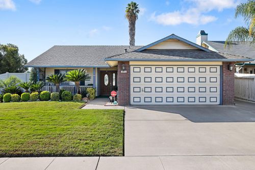 605 Catalina Cir, Tulare, CA, 93274-2695 | Card Image
