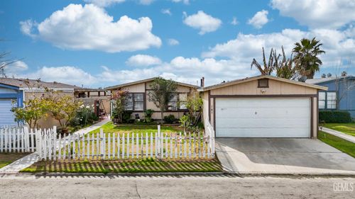 141-499 Pacheco Road, Bakersfield, CA, 93307 | Card Image