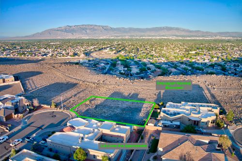 7904 Kibo Dr Nw, Albuquerque, NM, 87120-3273 | Card Image