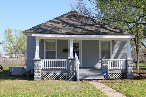 407 E Washington St, Pittsburg, KS, 66762-5342 | Card Image