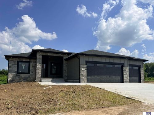 12511 S 87th Ave, Papillion, NE, 68046-5117 | Card Image