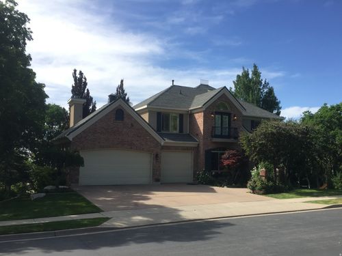 1095 Mariwood Cir, North Salt Lake, UT, 84054-3348 | Card Image