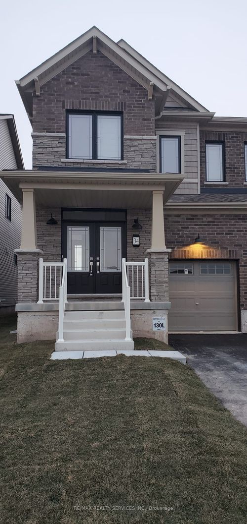 34 Varsity Dr, Welland, ON, L3B0N3 | Card Image
