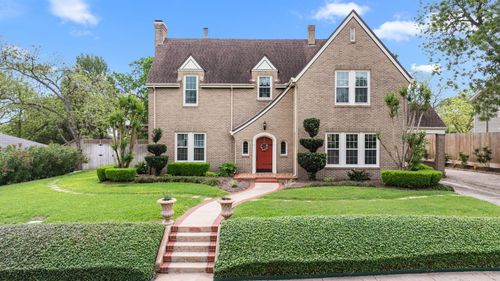 801 W Main St, Brenham, TX, 77833-3531 | Card Image