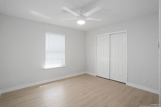 9814 Shawnee Blf, House other with 4 bedrooms, 2 bathrooms and null parking in Converse TX | Image 21