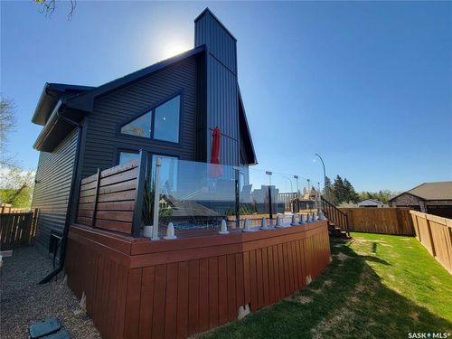 390 2nd Ave, Meota, SK, S0M1X0 | Card Image