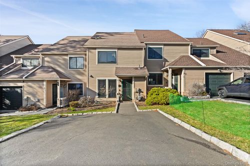 7 Lisa Ct, Dobbs Ferry, NY, 10522-2513 | Card Image