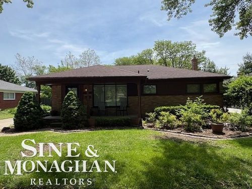 22470 Marter Rd, Saint Clair Shores, MI, 48080-2577 | Card Image