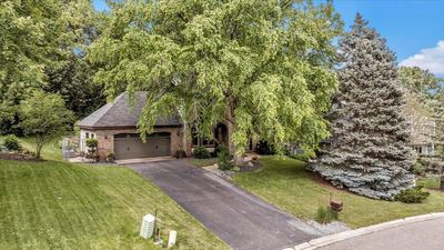 Front garage view | Image 3