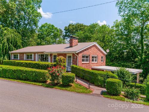 167 Panorama Dr, Franklin, NC, 28734-2825 | Card Image