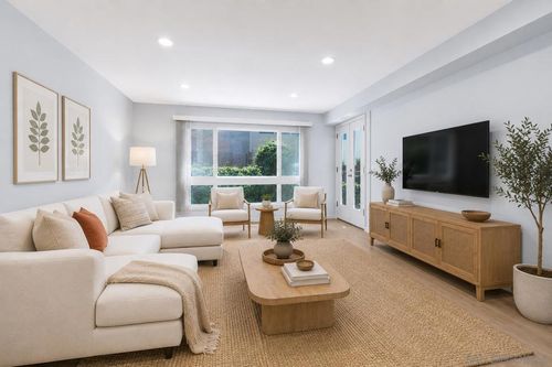 4-2055 Front St, San Diego, CA, 92101 | Card Image