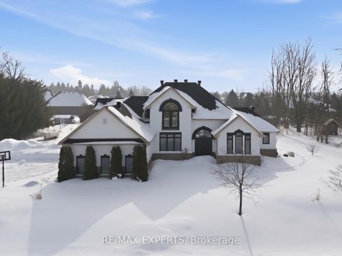 11 Basswood Circle, Oro Medonte, ON, L0L2L0 | Card Image