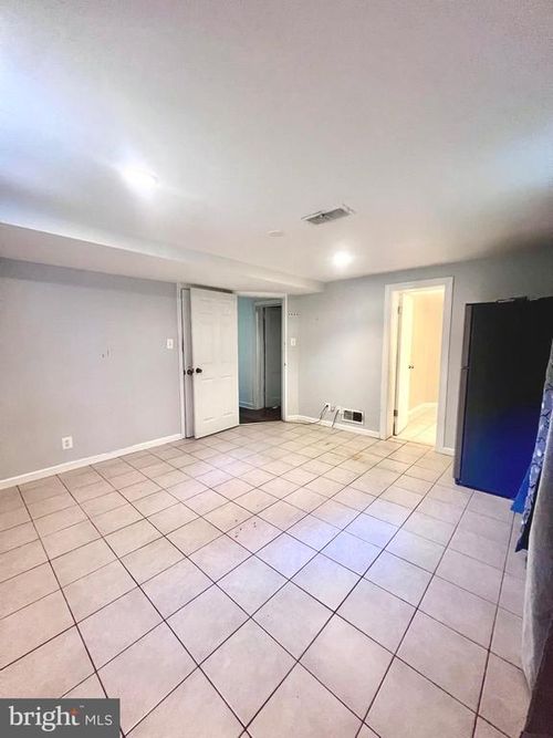 500 26th St S, ARLINGTON, VA, 22202-2502 | Card Image