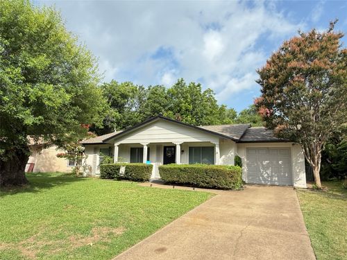 2621 Trinity St, Irving, TX, 75062-5257 | Card Image