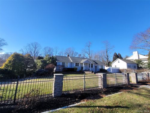 1984 Route 112, Coram, NY, 11727-3065 | Card Image