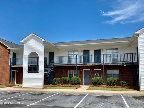 apt-2-1287 Park West Dr, Greenville, NC, 27834-8913 | Card Image