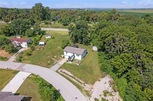 77 Stevens Rd, Eudora, KS, 66025-9219 | Card Image