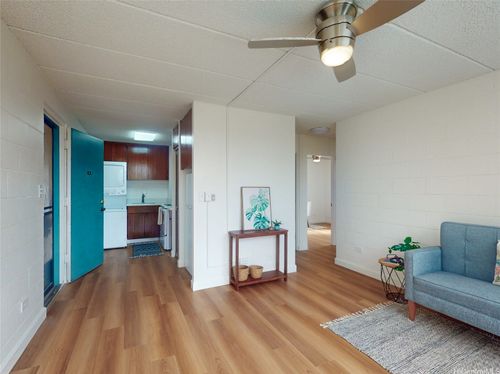 apt-2e-2015 Wilder Ave, Honolulu, HI, 96822-3380 | Card Image