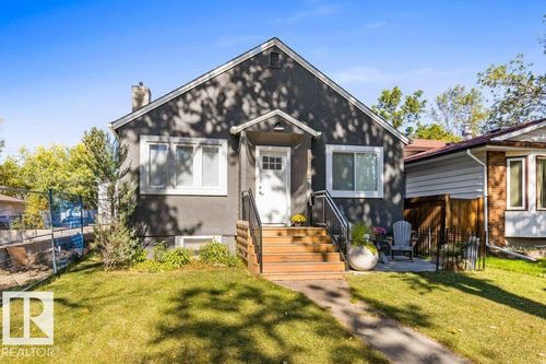 10706 75 Ave Nw, Edmonton, AB, T6E1J9 | Card Image