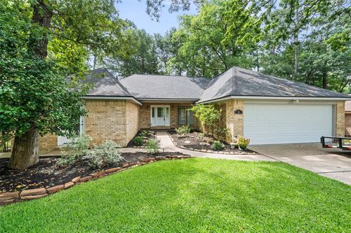 80 Hiwon Dr, Panorama Village, TX, 77304-1123 | Card Image