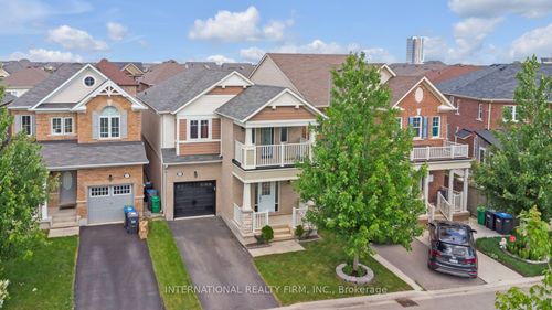 127 Tysonville Cir, Brampton, ON, L7A4B3 | Card Image