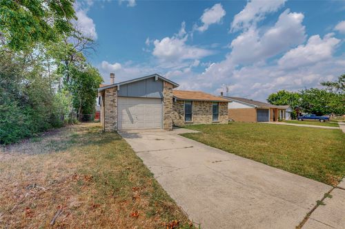 5568 Ragan Dr, The Colony, TX, 75056-1324 | Card Image