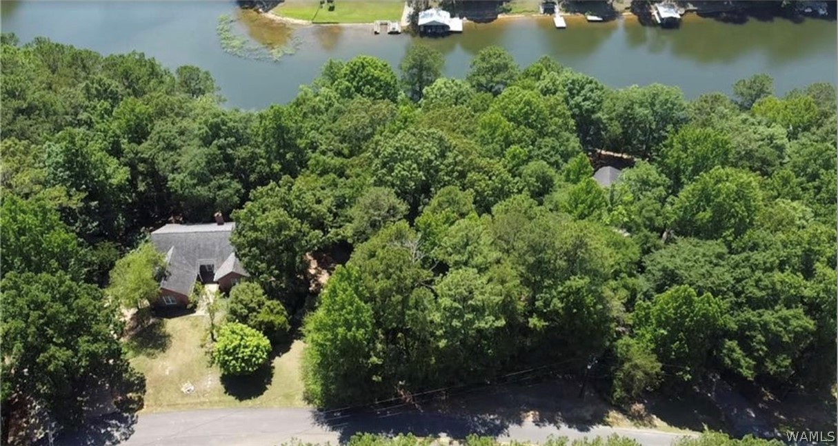 Land in Northport