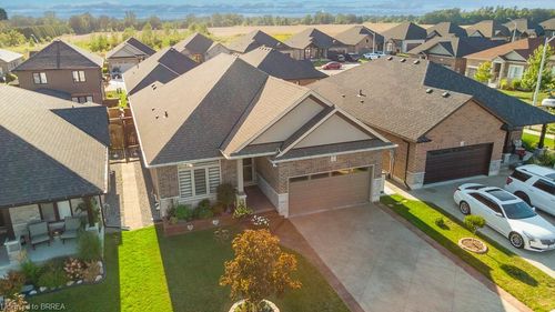 6 Gibbons St, Waterford, ON, N0E1Y0 | Card Image