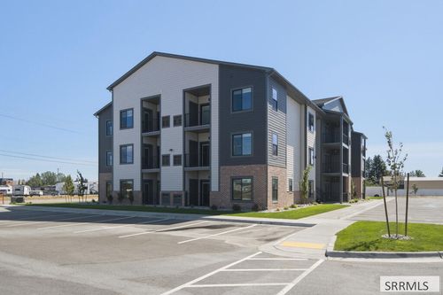 206-1142 #206 S Skyline Dr, Idaho Falls, ID, 83402-3216 | Card Image