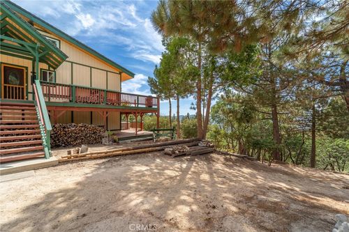 161 N Trails End Rd, Big Bear City, CA, 92314 | Card Image
