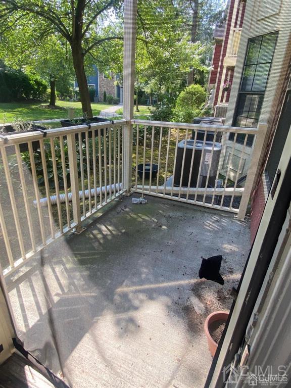 158 Crosspointe Drive, Sold in East Brunswick Zoocasa