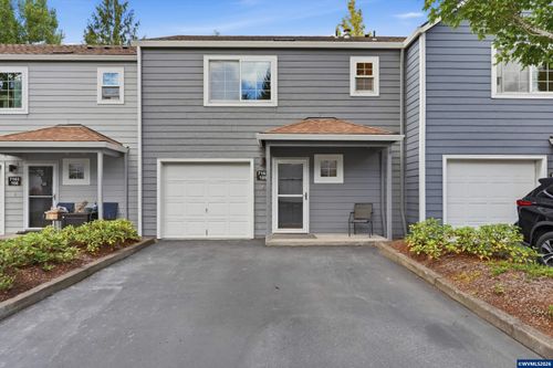 7163 Sw Sagert St, Tualatin, OR, 97062-8268 | Card Image