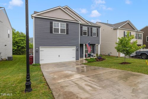 498 Brinkleys Way, Johnson City, TN, 37615-4887 | Card Image