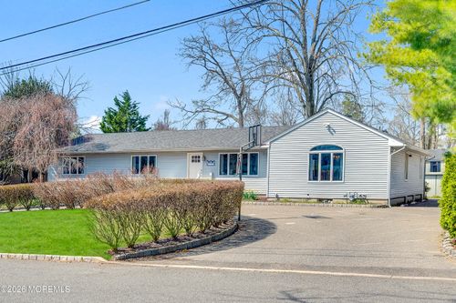 203 Gilford Ave, Island Heights, NJ, 08732-7757 | Card Image